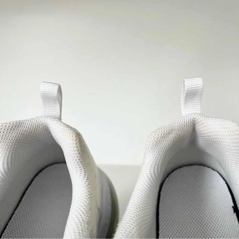 Nike Air Max 270 React Running Shoes Ivory BQ0103-100 Lace Up Size 7Y